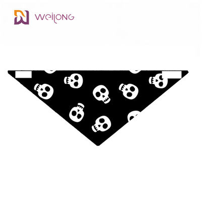 BSCI হ্যালোইন কুকুর Bandanas ফ্যাশনেবল নরম ত্রিভুজ Bibs স্কার্ফ খুলি প্যাটার্ন সঙ্গে